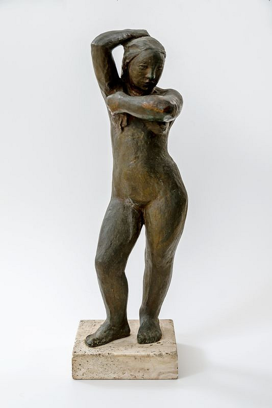 Mary Duras – Stojící dívka 