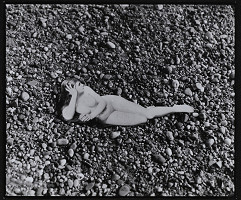 Jana Želibská – Ona-Nymfa-prenesená do ,,Terénu" okolia Bratislavy 