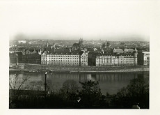 Rudolf Bruner-Dvořák – Pohled na Staré Město pražské od Kramářovy vily 
