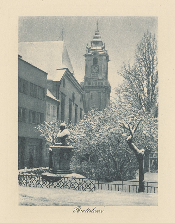Neznámy autor – Radničná veža od Františkánskeho námestia v Bratislave 
