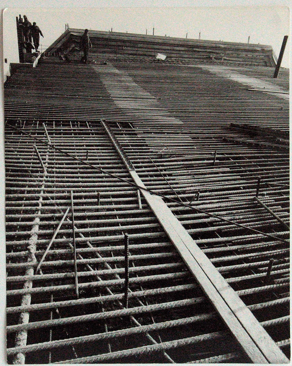 Martin Martinček – Liptovská Mara, cyklus čiernobielych fotografií, 60 ks 