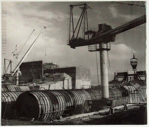 Martin Martinček – Liptovská Mara, cyklus čiernobielych fotografií, 60 ks 