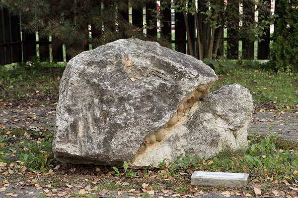 Amalka Ľudmila Valenčíková – Prenikanie vnútorného priestoru 
