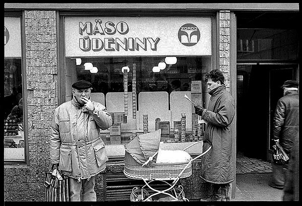 Ľubo Stacho – Výklad Hydina, Obchodná ulica č. 24 