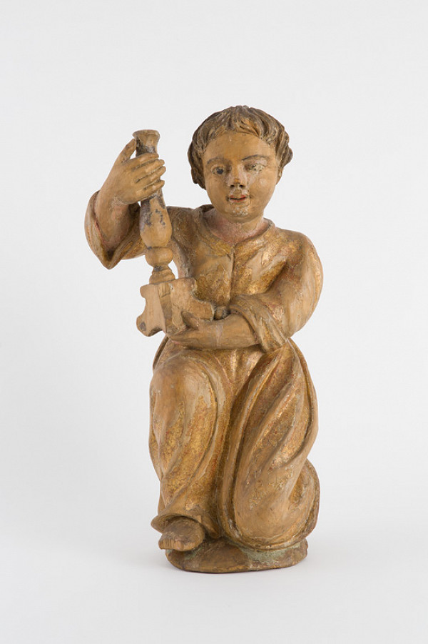 Slovenský rezbár z 18. storočia – Anjel so svietnikom 