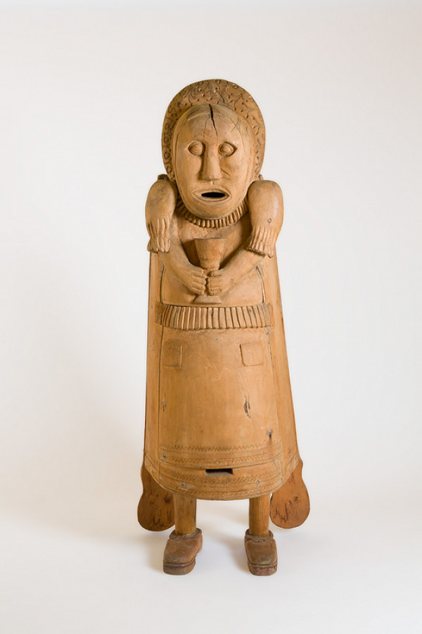 Štefan Siváň st. – Figurálny úľ - Žena s kalichom 