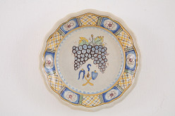 Ferdiš Kostka – Tanier s vinohradníckym motívom 
