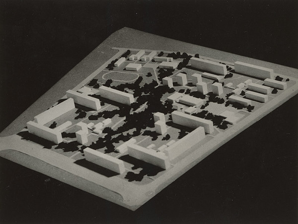 Ján Svetlík – Štúdia obytného okrsku pre 4500 obyvateľov. Fotografia modelu. 