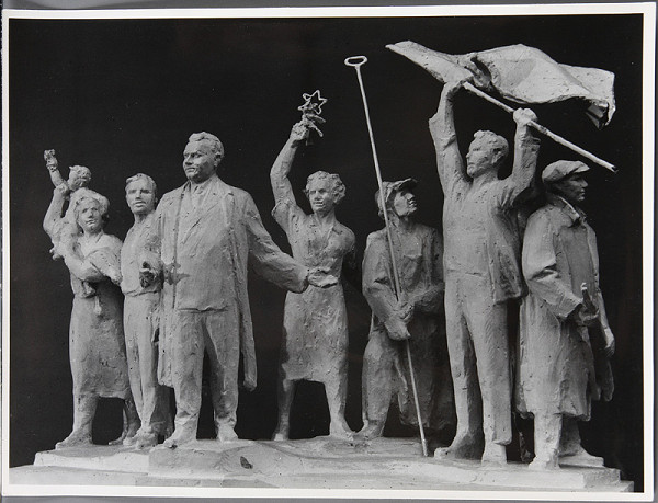 Ladislav Beisetzer, Ladislav Snopek – Súťaž na Gottwaldov pomník v Bratislave. Model súsošia. Detail. 