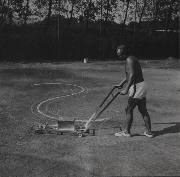 Július Koller – Otáznik -Antihappening 