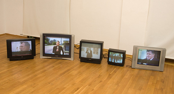 Dorota Kenderová – On TV (V TV) 