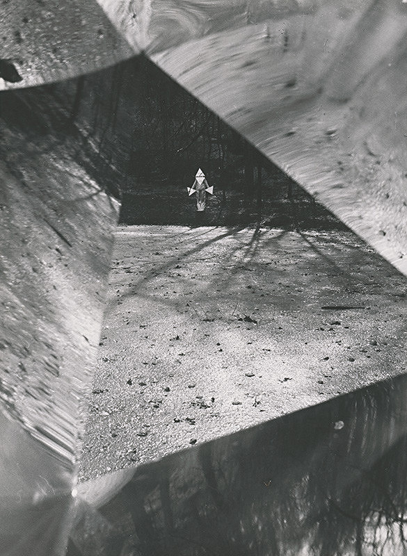 Francisco Infante – Figúra s trojuhoľníkmi  