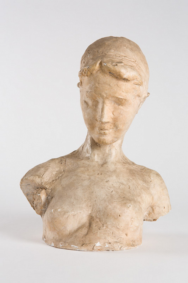 Jozef Kostka – Fragment poprsia dievčaťa druhého polovičného modelu náhrobníka Ľ.Štúra v Modre 