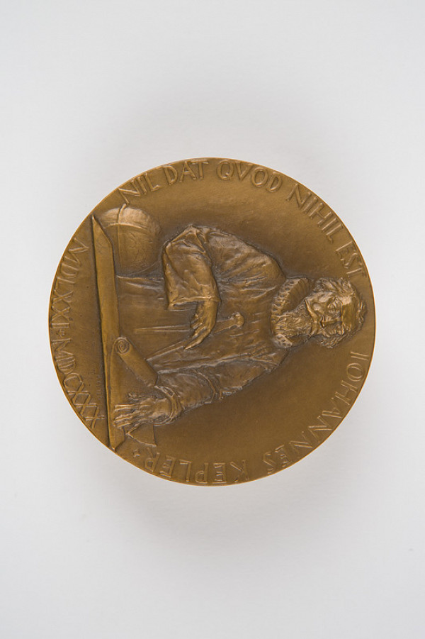 Andrej Peter – Medaila Prírodovedeckej fakulty univerzity v Prahe - averz 