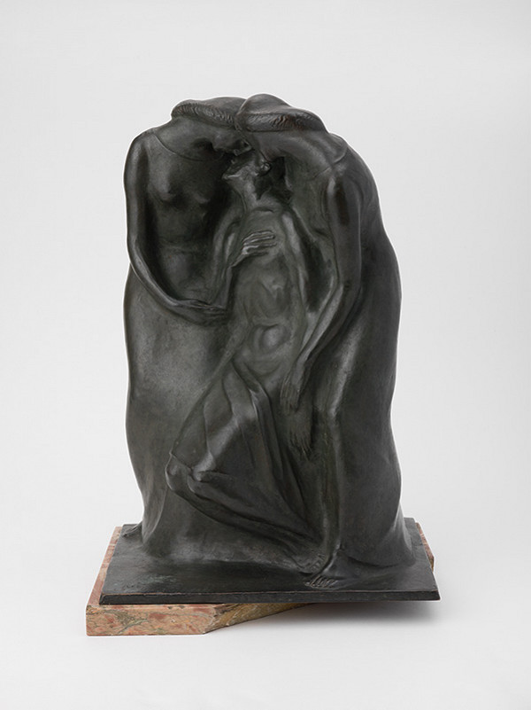 Nemecký sochár z roku 1918 - AG – Ranený -Trojfigúrová skupina 