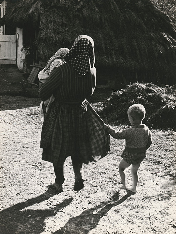 Štefan Tamáš – Pri matkinej sukni 