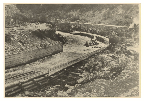 Sergej Protopopov – Pltníci na rieke Uh 4. 