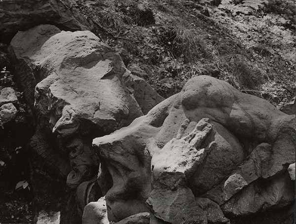 Tibor Honty – Ruka kamenná (celok) 