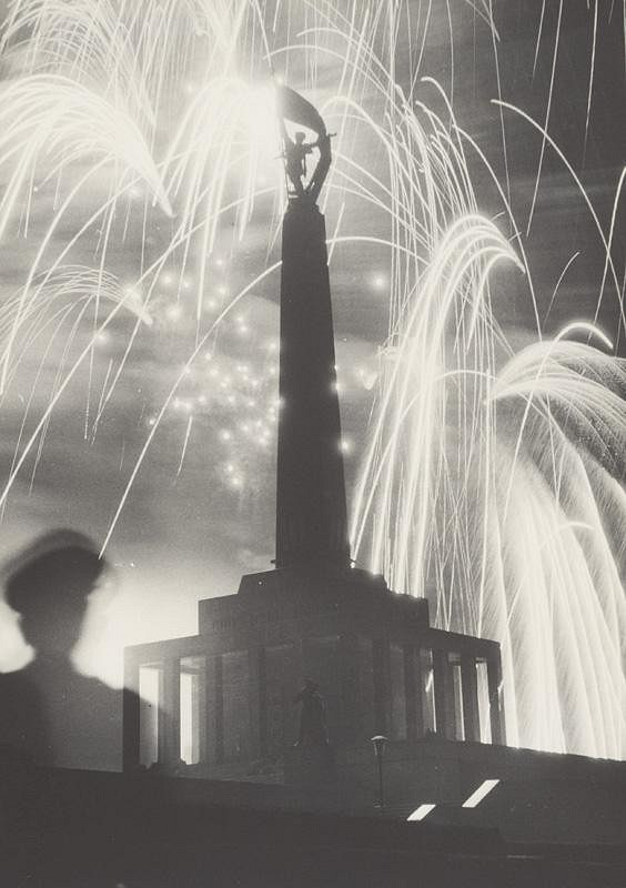 Ivan Kozáček – Slavín. Ohňostroj 