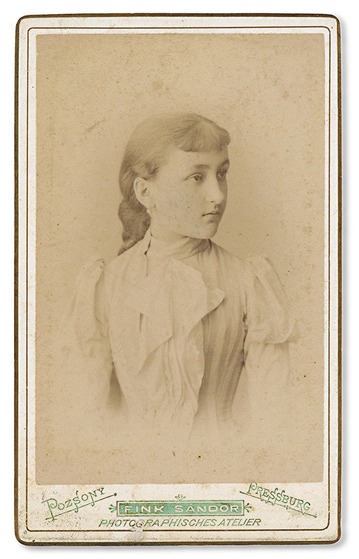 Alexander Fink – Portrét mladej ženy 