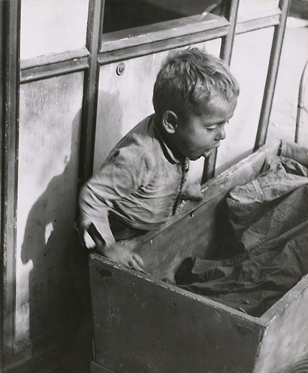 Štefan Tamáš – Nad kolískou