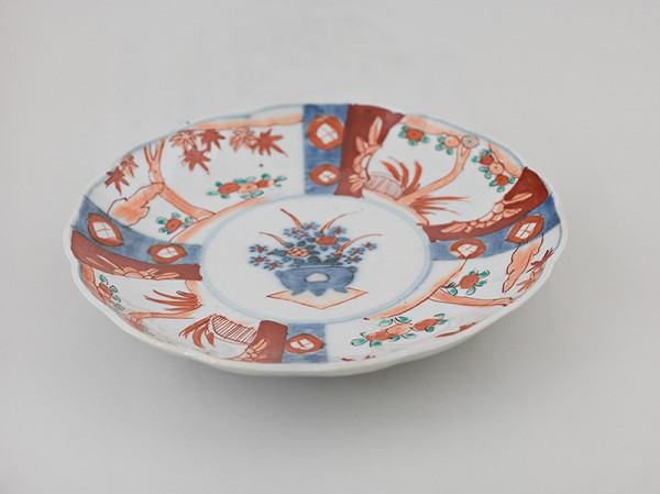 Japonský autor – Tanier na zákusky s dekórom, Imari 