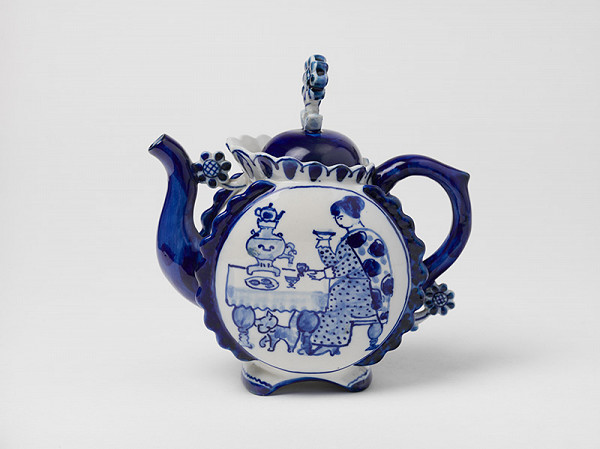 Ľudmila Azarova – Kanvica čajová 