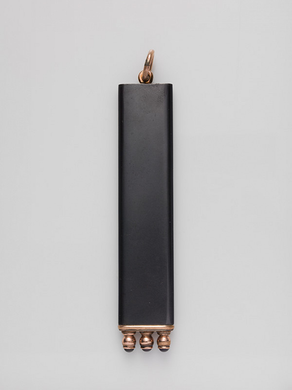 Stredoeurópsky remeselník z 19. storočia – Púzdro na ceruzky 