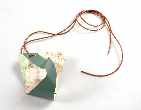 Anna Daučíková – Závesný šperk IV.