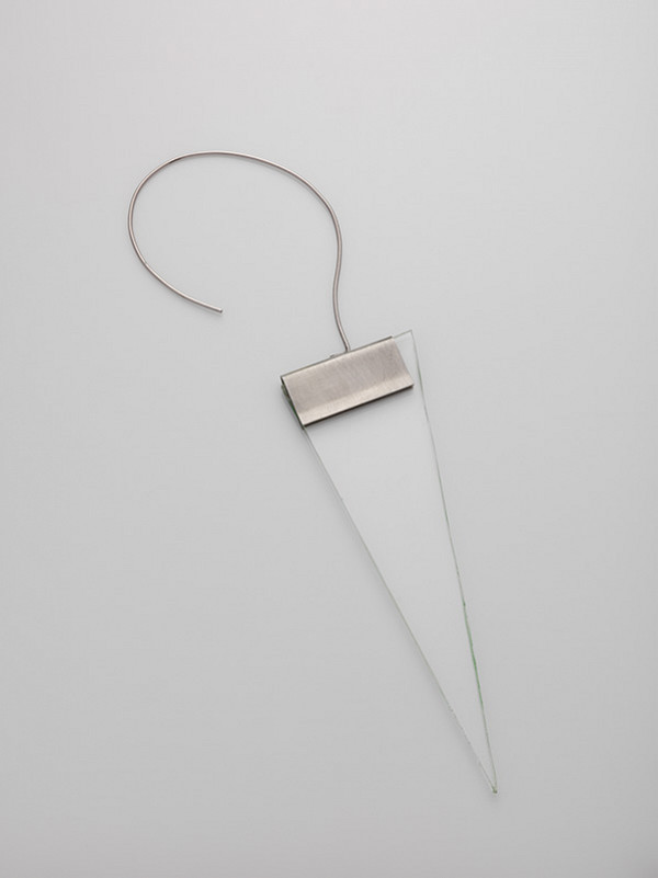 Vratislav Karel Novák – Náušnica 