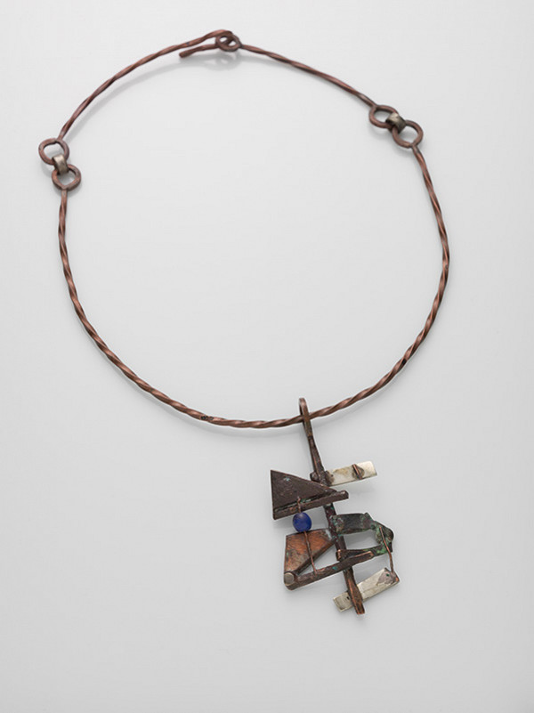 Erna Masarovičová – Modrá guľka (šperk) 