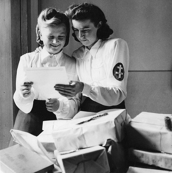 Ladislav Roller – Združenie katolíckej mládeže sa zapojilo do balíčkovej akcie Ženského odboru HSĽS pre frontových bojovníkov 