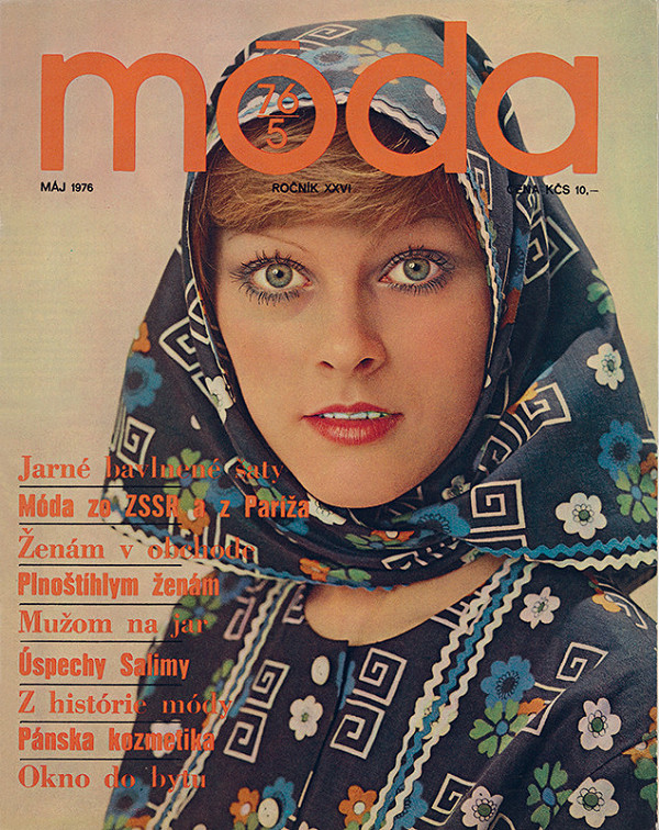Karol Kállay, Ján Krížik – Obálka časopisu Móda, šatka zo vzorovanej bavlny, modelové a vývojové stredisko Makyta, Púchov 