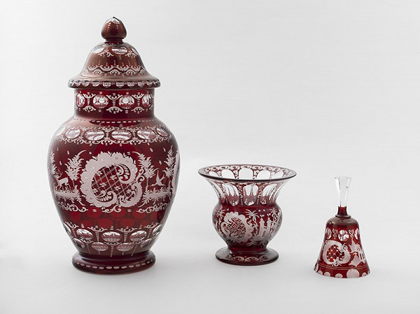 Neznámy autor – Dóza, váza, zvonček  