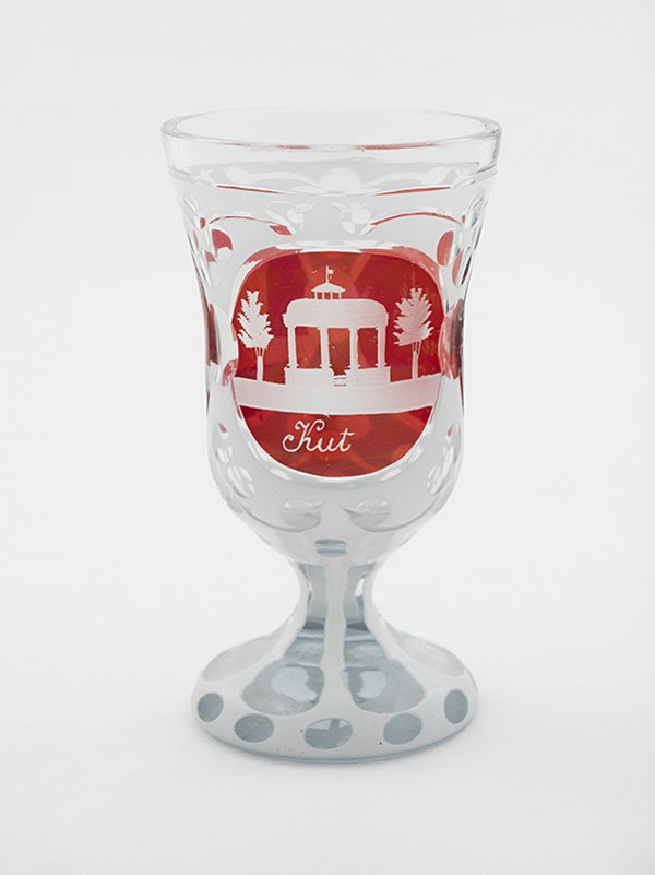 Neznámy autor – Kúpeľný pohár na nôžke z Bardejovských kúpeľov s iniciálami SJ 