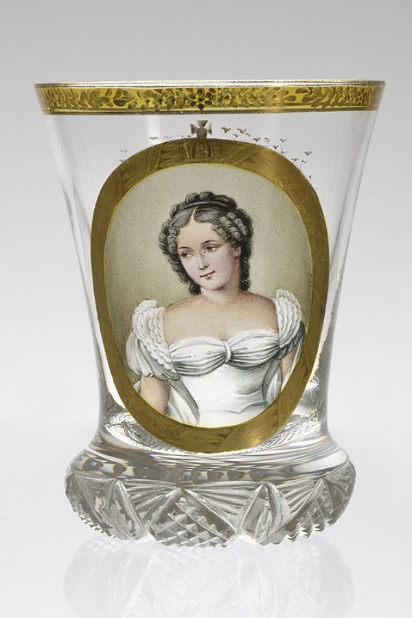 Neznámy autor – Pohár s vyobrazením cisárovnej Karolíny Augusty 